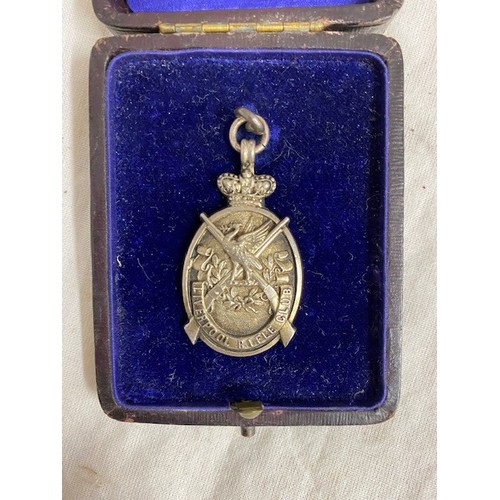 279 - CASED LIVERPOOL SILVER HALLMARKED RIFLE BADGE