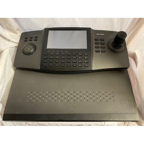 447 - HIK VISION NETWORK KEYBOARD & RECORD BOX A/F