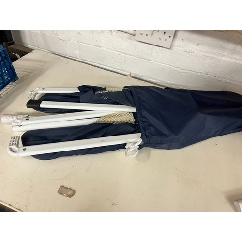 CASED CHILD'S BEDSIDE GUARD