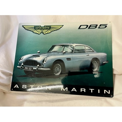 6 - METAL ASTON MARTIN DB5 WALL PLAQUE