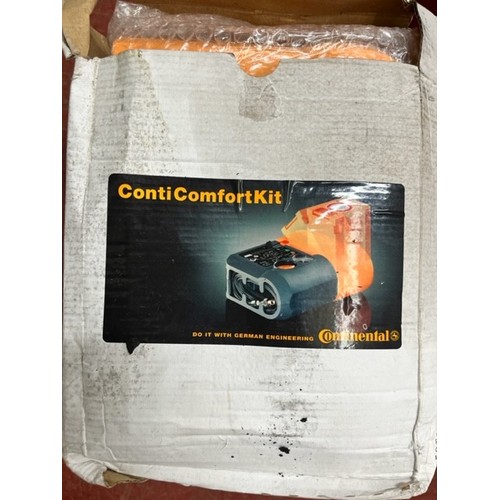 131 - 2 BOXED AIR COMPRESSORS