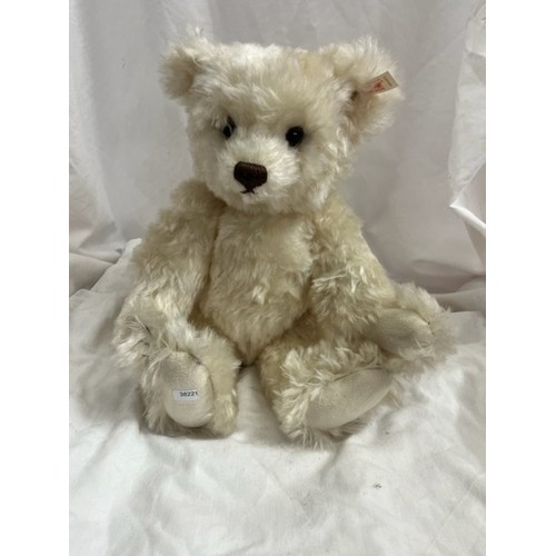 262 - STEIFF BEAR(00500)