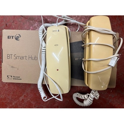 317 - BOXED BT SMART HUB & 2 TRIP PHONES