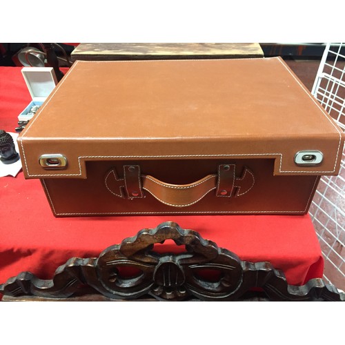 159 - VINTAGE LEATHER CASE & COLLECTABLES