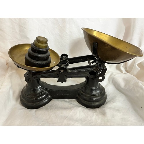 214 - SET OF VINTAGE SCALES & WEIGHTS