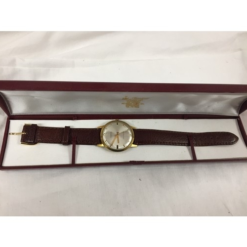 164 - BOXED GENTS INGERSOLL WATCH