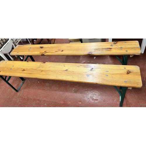 25 - 2 FOLD UP BENCHES