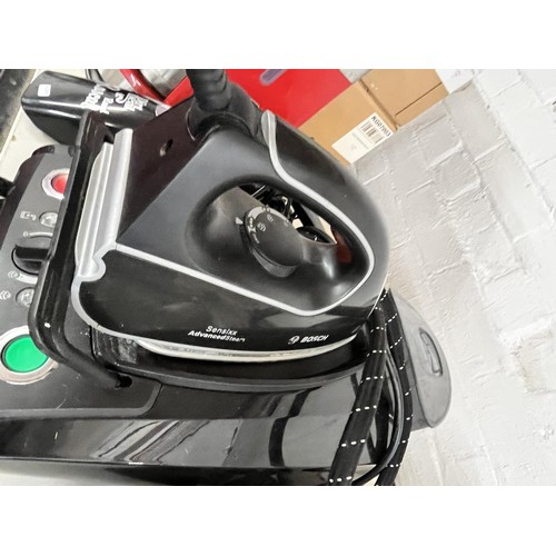 56 - BOSCH STEAM IRON (A/F)