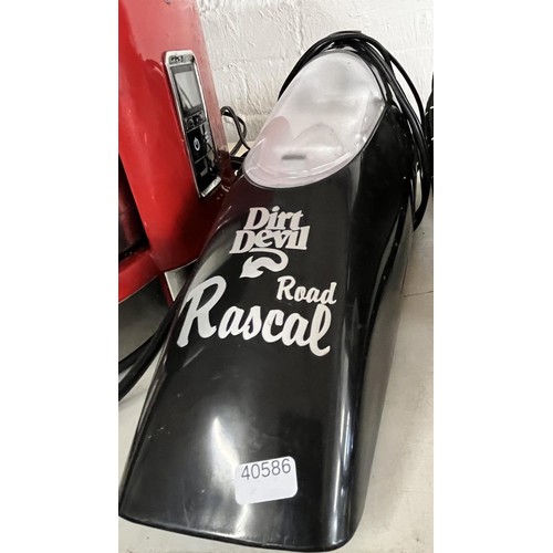 57 - IN CAR DIRT DEVIL ROAD RASCAL VACUUM