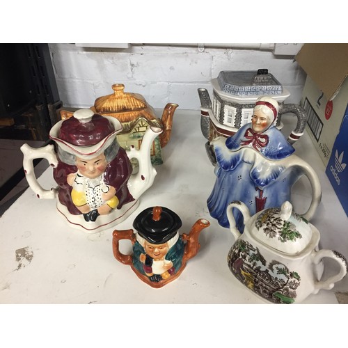 62 - 5 COLLECTABLE TEA POTS & A SUGAR POT