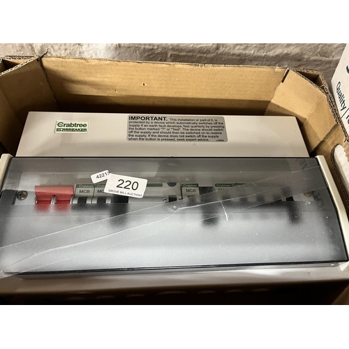 220 - CONSUMER UNIT WITH MCB