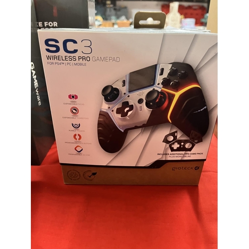 279 - 4 BOXED GIOTECK SC3 WIRELESS PRO GAMEPAD (FOR PS4/PC/MOBILE) (A/F)