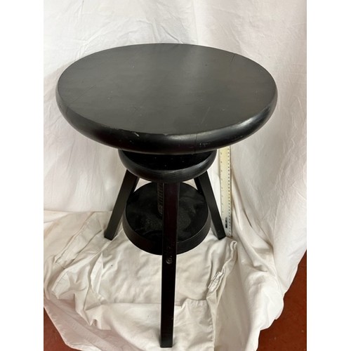 207 - 3 LEGGED 'TWIST' PIANO/WORK STOOL