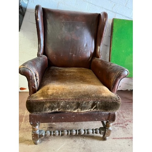 4 - VINTAGE LEATHER CHAIR