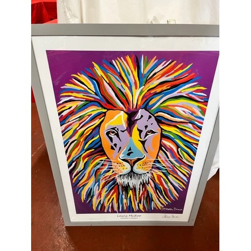 10 - LARGE FRAMED MODERN 'LION' PRINT