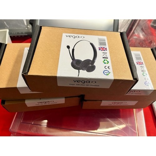 278 - 5 BOXED VEGA 100 DUO QD HEADSETS