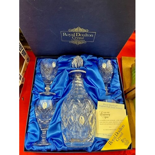 BOXED ROYAL DOULTON 18861996 HJ HEINZE LEAD CRYSTAL WINE DECANTER/GLASSES SET