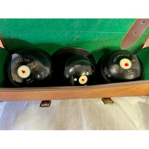 155 - CASED MITRE 'GREENMASTER' BOWLS & JACK