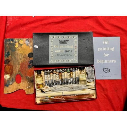 171 - BOXED VINTAGE ROWNEY PAINT SET