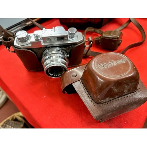 183 - VINTAGE CASED HALINA 35x CAMERA