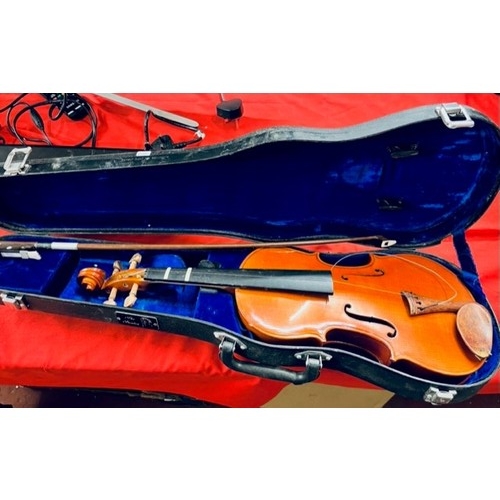 236 - CASED STENTOR STUDENT VIOLIN & BOW(A/F)