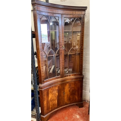 60 - REPROLUX CORNER DISPLAY CABINET