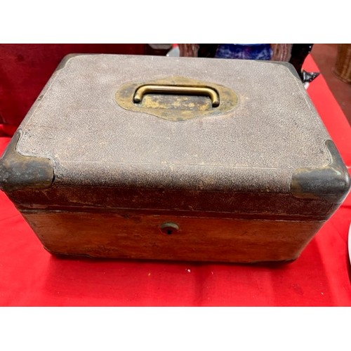 233 - VINTAGE BRASS TRIM JEWLLERY BOX