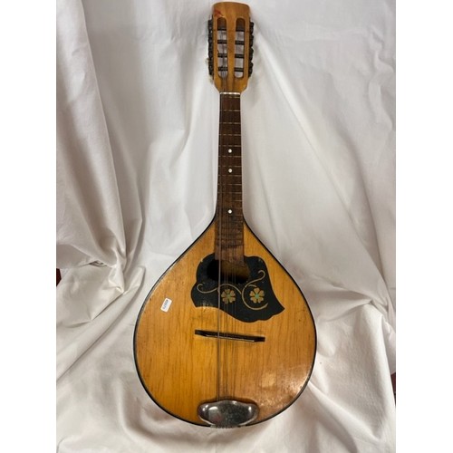 307 - 1940's MANDOLIN