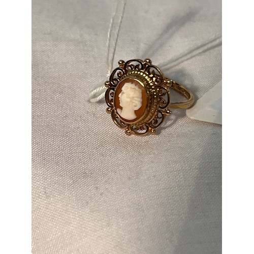 182 - 9ct GOLD CAMEO RING(3gms SIZE K )