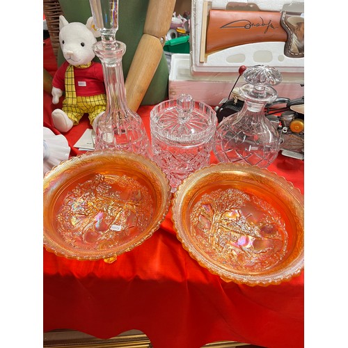 191 - PAIR OF CARNIVAL GLASS BOWLS, CRYSTAL BISCUIT BARREL & A CRYSTAL GLASS DECANTER