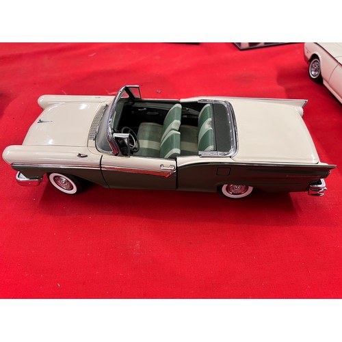 57 Ford retractable car hot 1/24