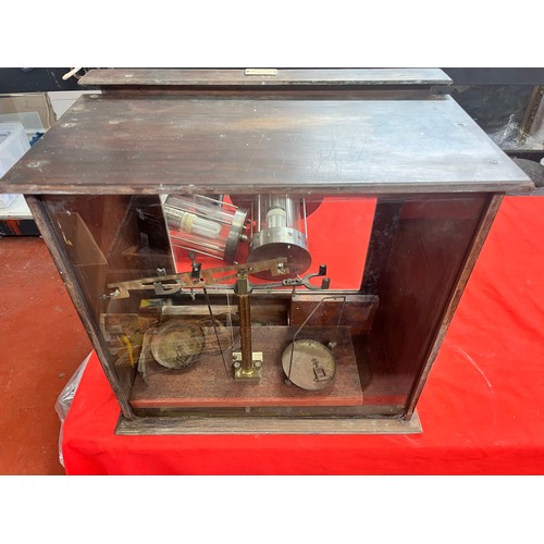 222 - LABORATORY SCALES & WEIGHTS IN DISPLAY CASE (A/F)