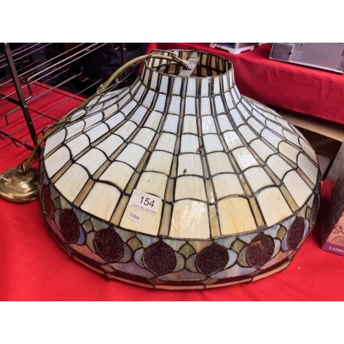 154 - LARGE TIFFANY STYLE CENTRE SHADE