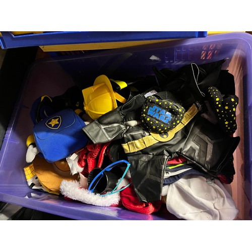 48 - BOX OF BUILD-A-BEAR CLOTHES & SHOES INCL BATMAN