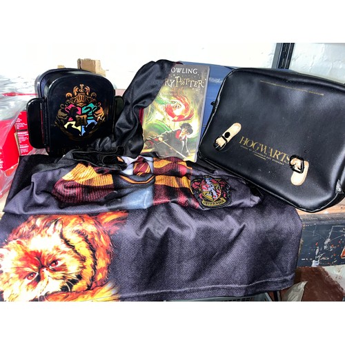 66 - HARRY POTTER 'HOGWARTS' SATCHEL, LUNCHBOX, SMOCK (sz 7-8) & CHAMBER OF SECRETS BOOK