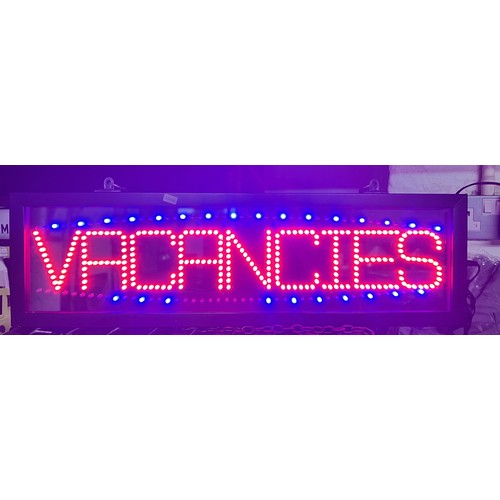 132 - 'VACANCIES' SIGN (GWO)