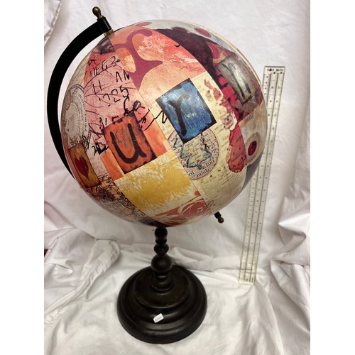 214 - TALL DESK GLOBE