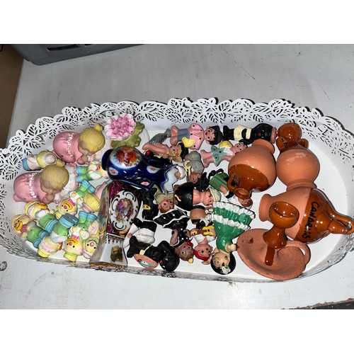 41 - TRAY OF SPANISH FIGURES & OTHERS