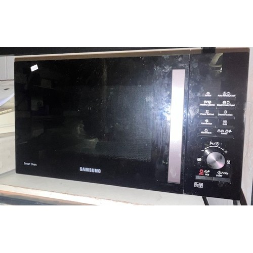 44 - SAMSUNG SMART OVEN MICROWAVE (w/o)