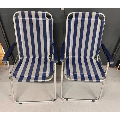 2 - 2 FOLDING GARDEN/DECK CHAIRS