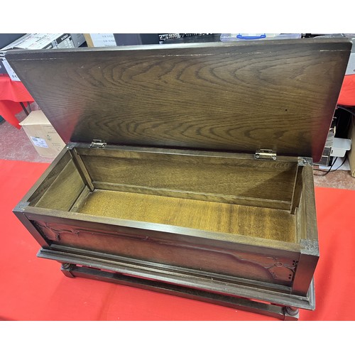 12 - OAK LIFT TOP STOOL & AN EDWARDIAN WINDOW TABLE