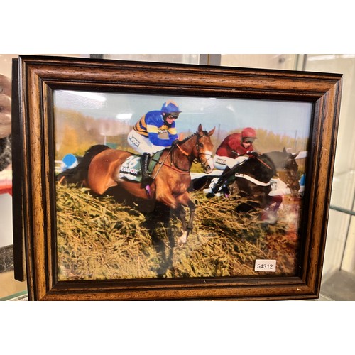 20 - FRAMED DEREK FOX ON CORACH RAMBLER 2023 GRAND NATIONAL WINNER PHOTO PRINT