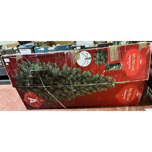 130 - BOXED 6ft CHRISTMAS TREE (COMPLETE)