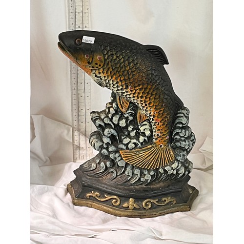 143 - CAST IRON FISH DOOR STOP