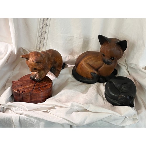 184 - 4 WOODEN CATS INCL PUZZLE CAT