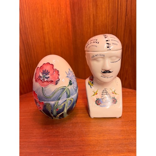 214 - SMALL CERAMIC PHRENOLOGY HEAD & AN OLD TUPTON WARE TUBELINED 'EGG'(A/F)