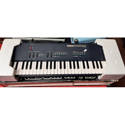 237 - YAMAHA PORTASOUND PSS 450 KEYBOARD WITH COVER (UNUSED W/O)