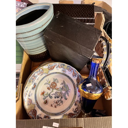 78 - BOX OF MIXED ITEMS INCL POTTERY & GLASS