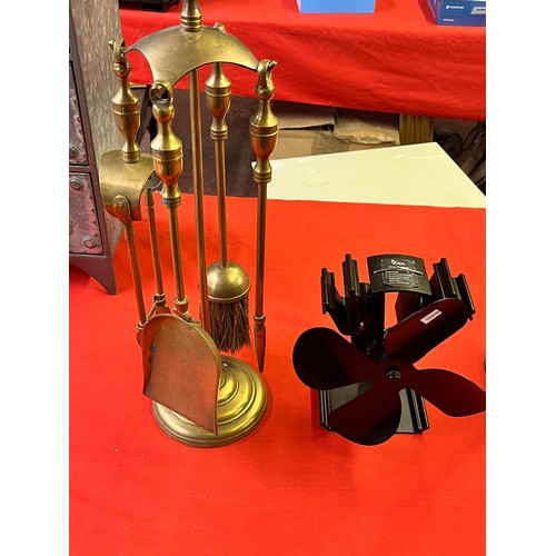 145 - BRASS COMPANION SET & A STOVE/LOG BURNER FAN