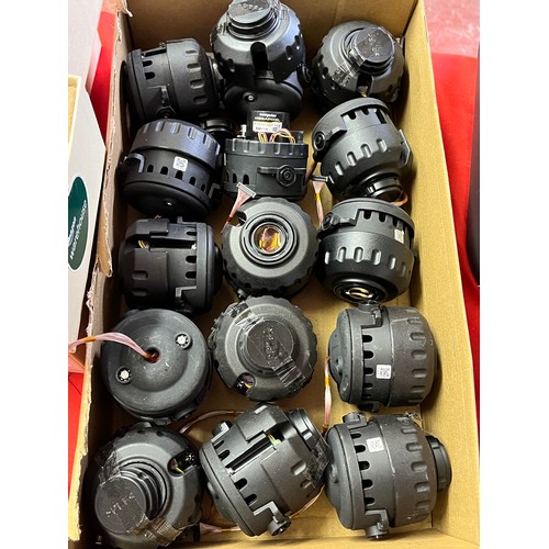 229 - 15 PIRIS COMPUTER MEGAPIXEL CAMERA LENSES(A/F)